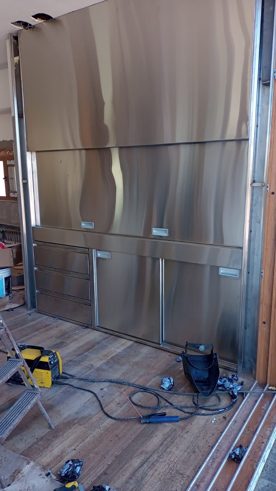 Cierre de parrilla en acero inoxidable - Linea Griglia