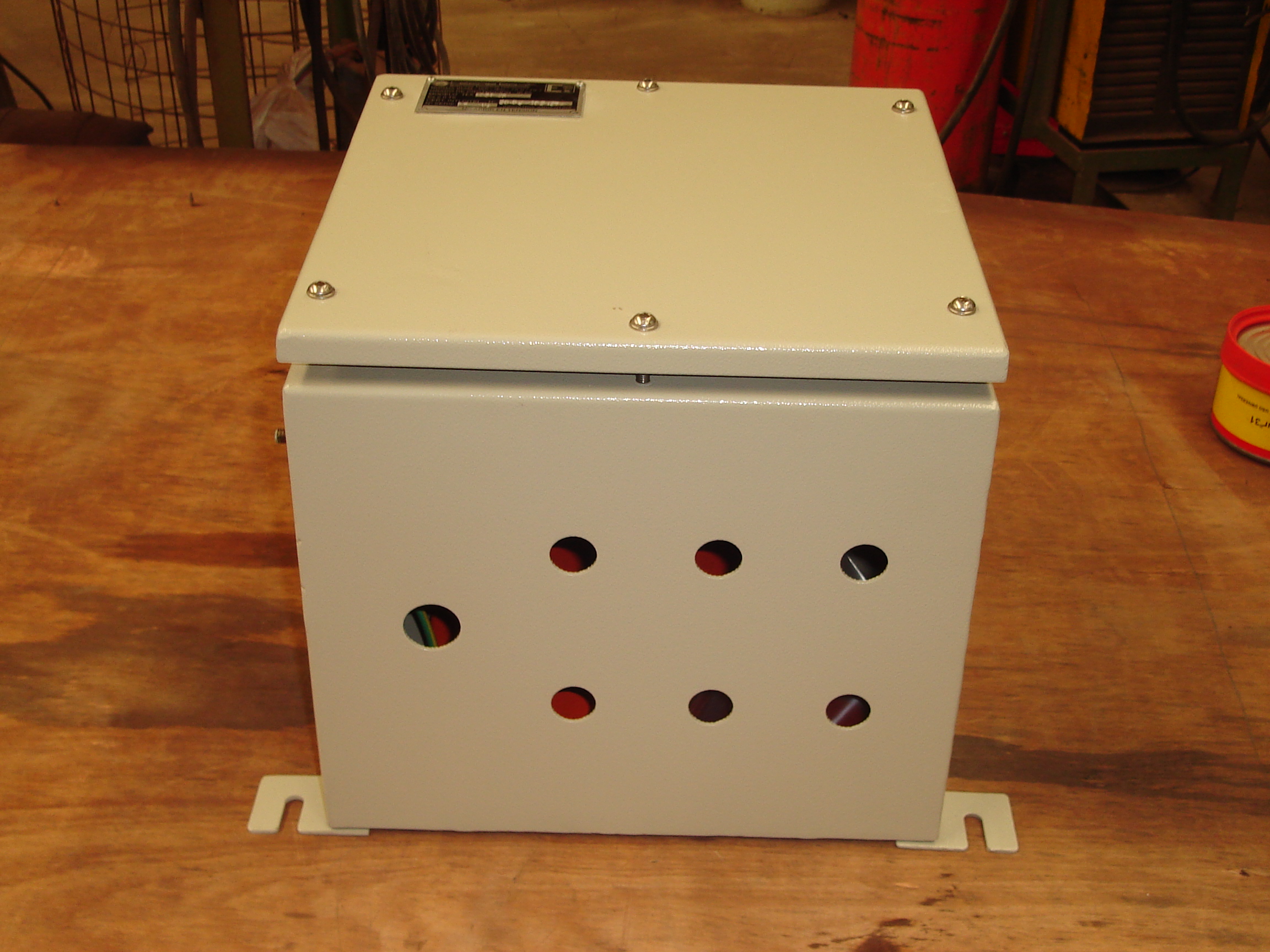 Gabinete eléctrico a medida