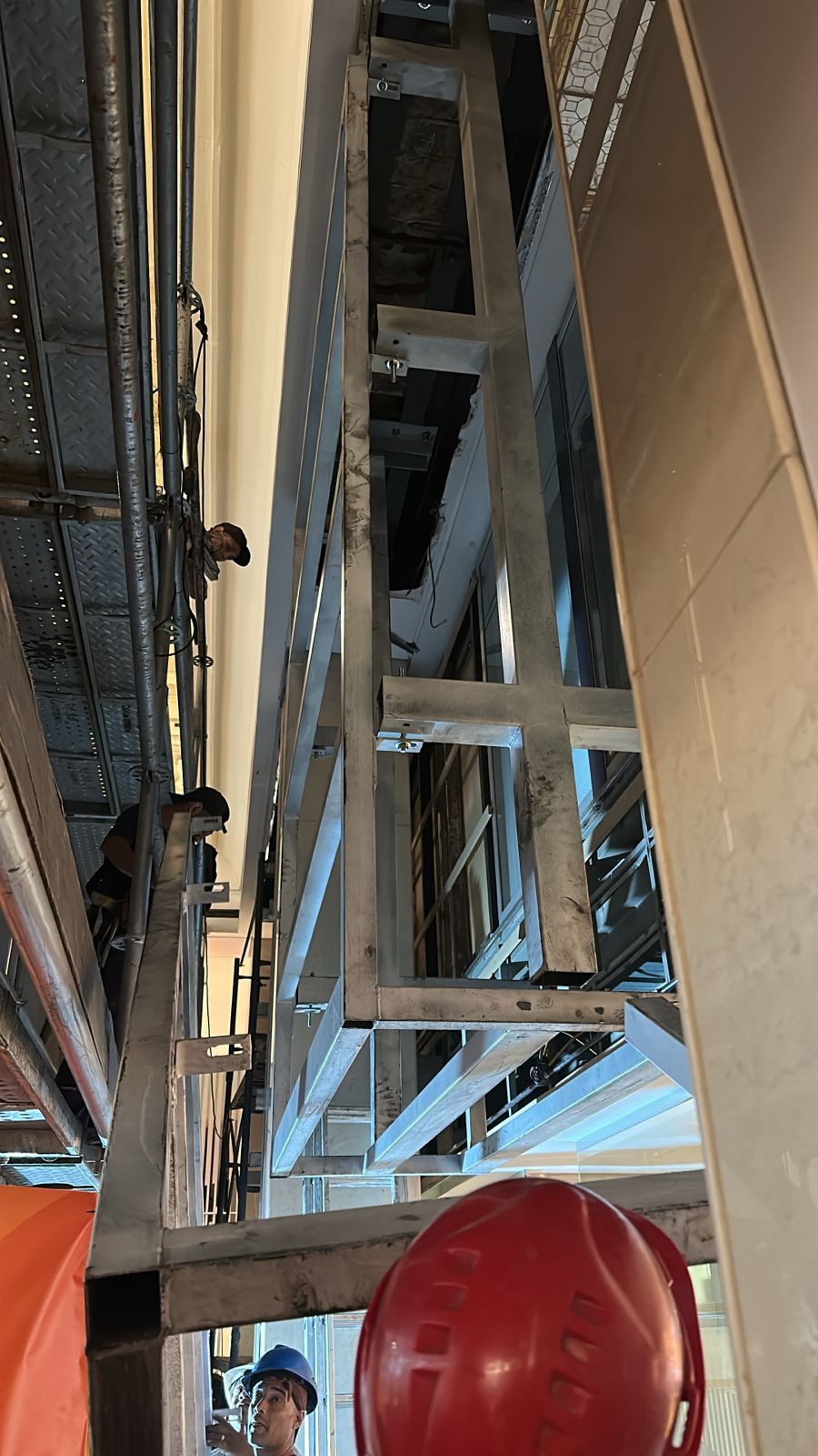 Estructura Soporte Cuadro Benito Quinquela Martín — Casa Matriz Banco Galicia - foto 5